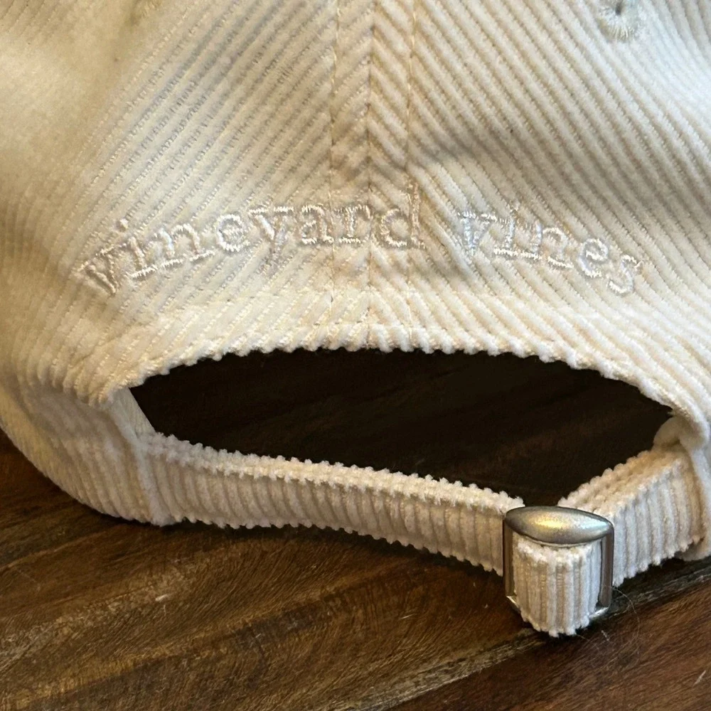 Vineyard Vines Unisex OS Cream Corduroy Baseball Cap Embroidered Whale Dad Hat - Picture 3 of 11